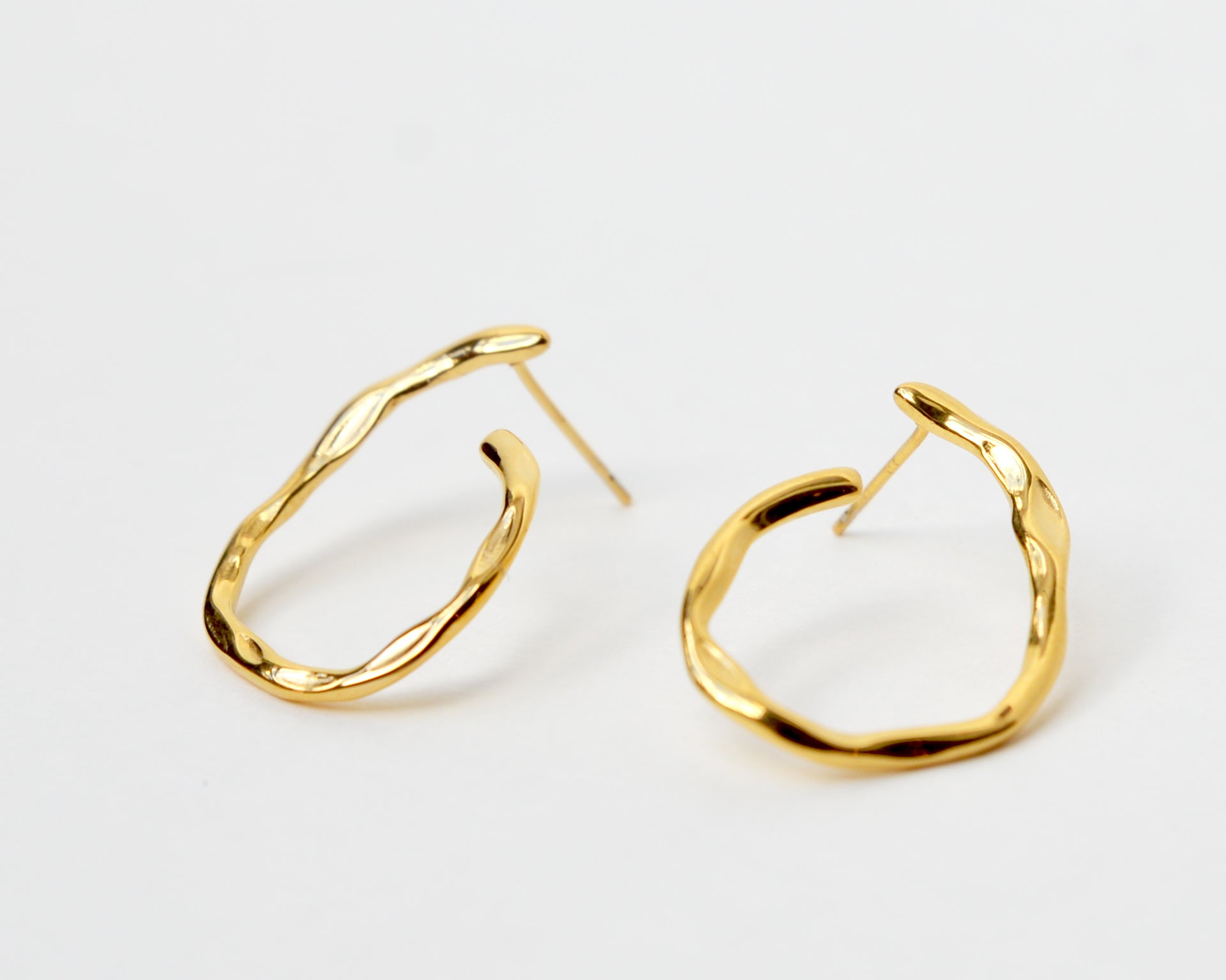 Side view of the Enya Stud Gold Earrings